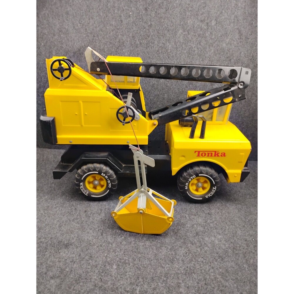 Vintage Tonka Mighty Crane Claw 37180 Pressed Steel Toy Truck MR-970
